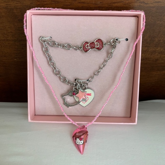 Sanrio Hello Kitty NEW Charm Bracelet & Hello Kitty Heart Locket Necklace - Picture 1 of 13